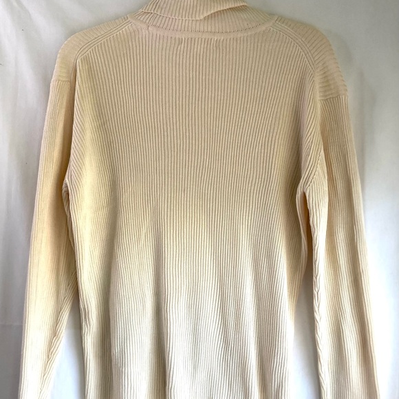 Brooks Brothers women’s cream 100% silk turtleneck  SZ  L - Picture 5 of 9